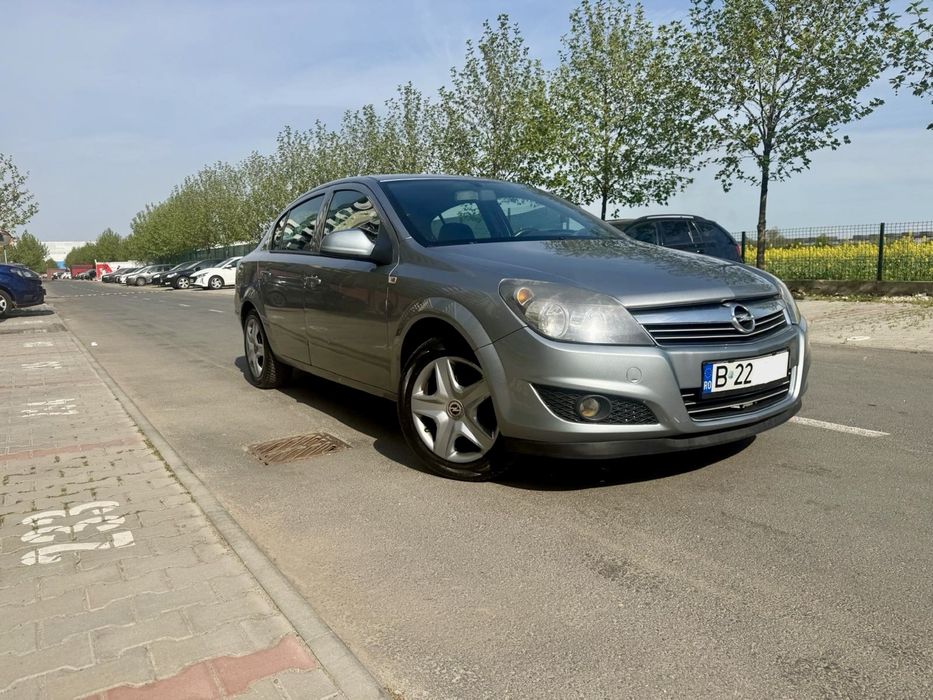 Opel Astra 2011-1.6 benz/E5, proprietar