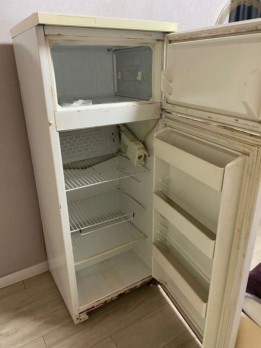 продам холодильники
