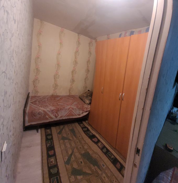 Продаю 2 комн. Абзал, ЦУМ