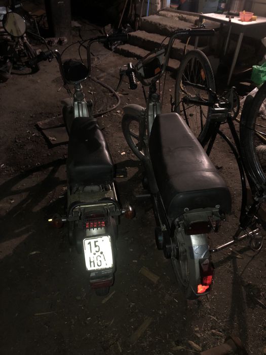 Vand sau schimb 2 bucati piaggio si