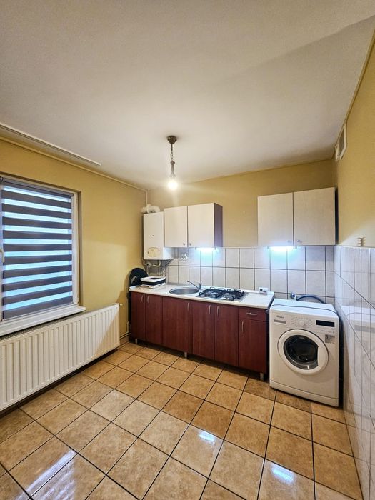 De inchiriat ap  cu o cameră în regim hotelier