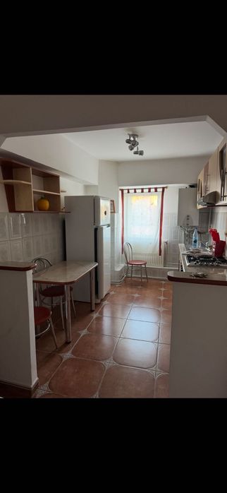 apartament 3 camere in Câmpia turzii