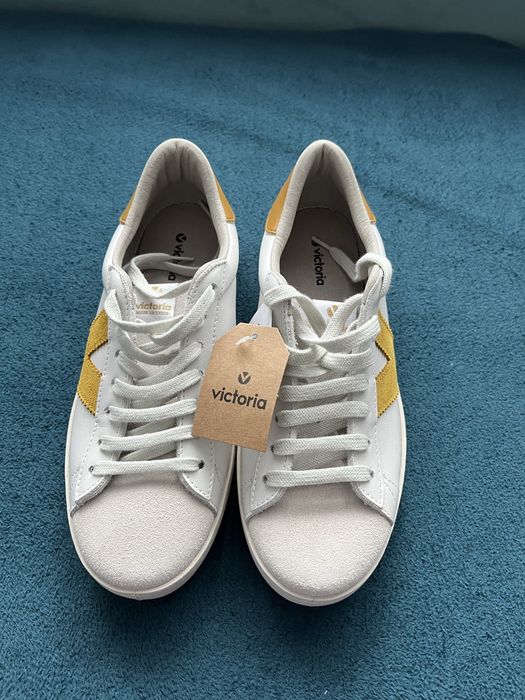 Tenisi Victoria marimea 37