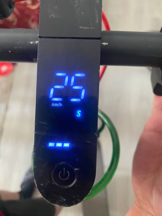 Продается электросамокат