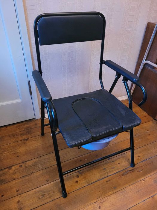 Кресло-туалет новое