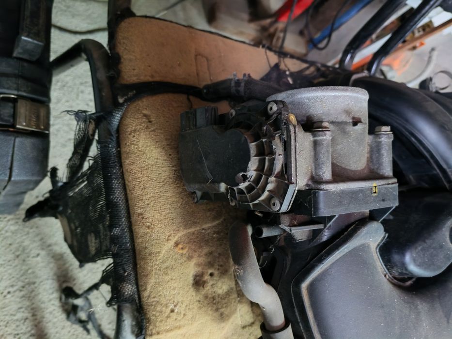 Впускной коллектор 1GR-FE