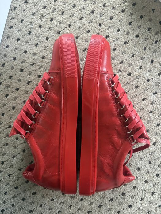 adidasi balenciaga arena low