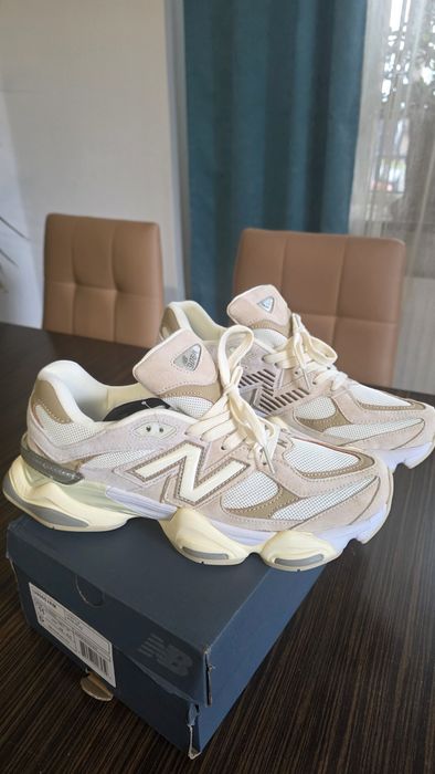 Vând pantofi New balance 9060 marimea 45(44.5)
