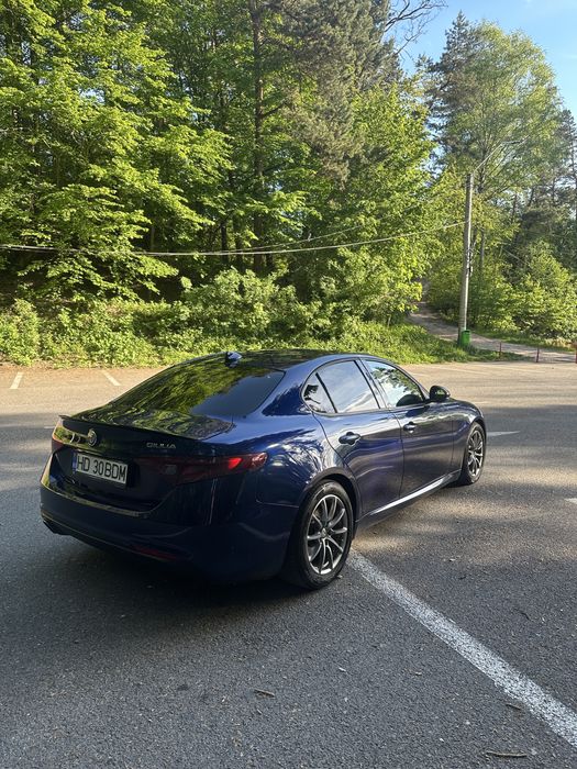 Alfa Romeo Giulia 2018, 2.0T - 200 C.P.