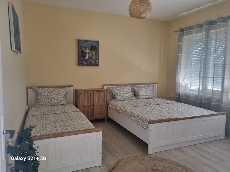 Дава се под наем Къща в с. Лешниково, Област Хасково - 140 кв.м за 550 € - Снимка #4