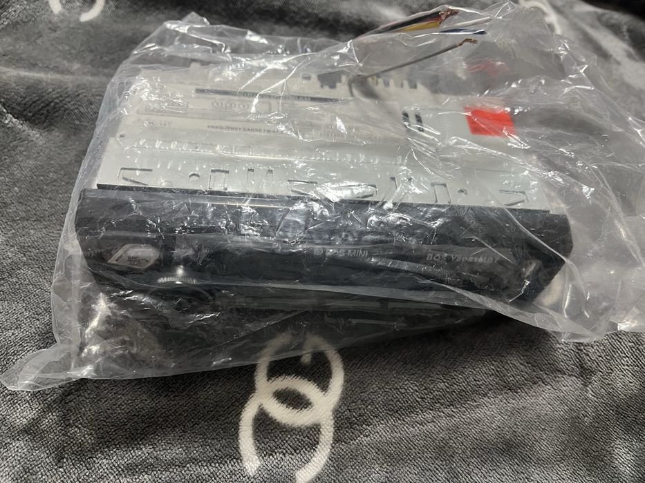 Магнитола почти новая