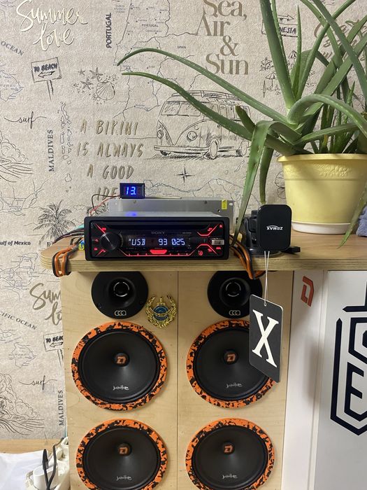 продам sony cdx-g1200