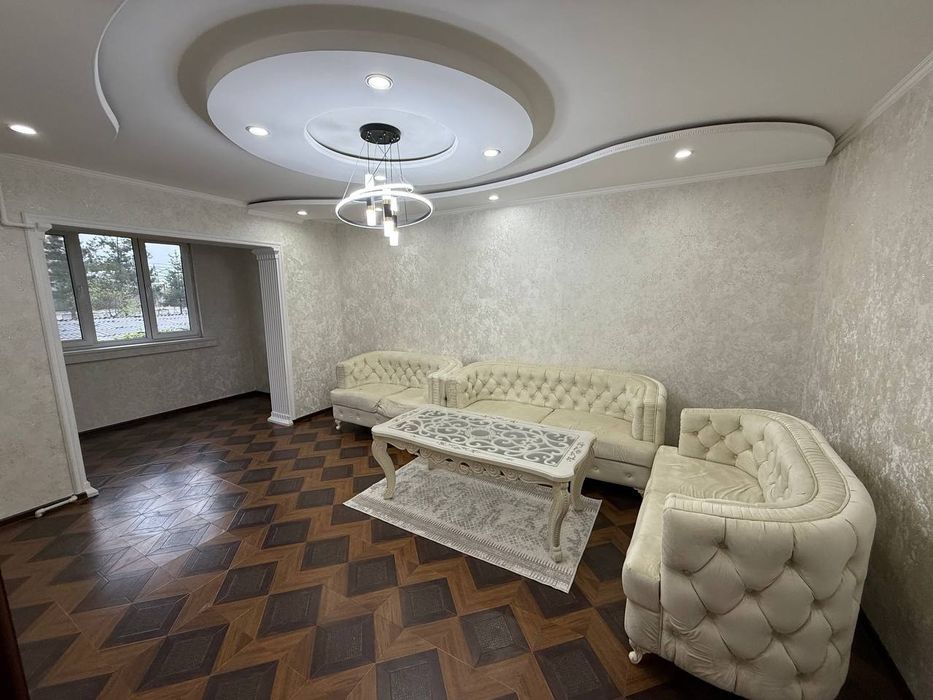 Yunusobod 16 mavze 3/3/9  (72² + 10²) sotiladi