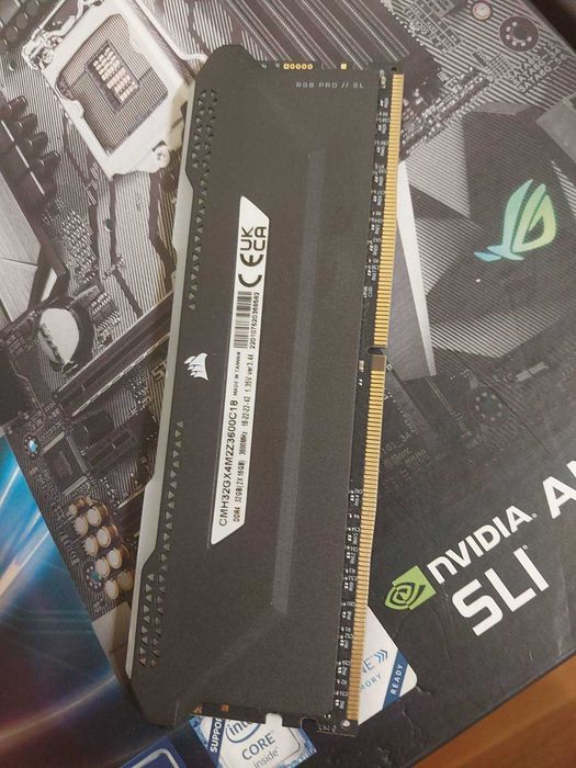 16GB DDR4 3600Mhz CL18 - Corsair Vengeance RGB Pro SL