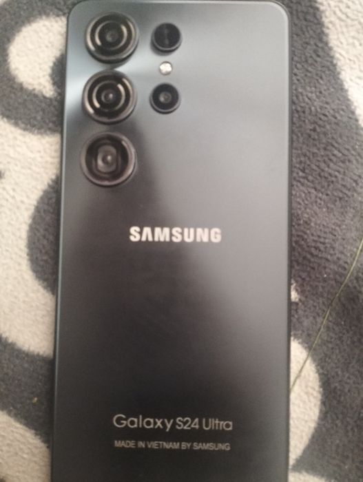 Продам телефон s24 ultra