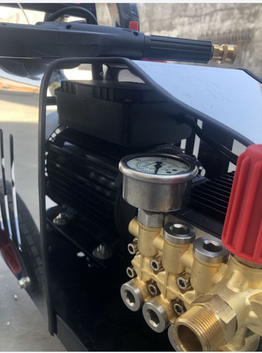 Карчер ТеХа-3012. Мощный двигатель аккумулятор шина колонка балон