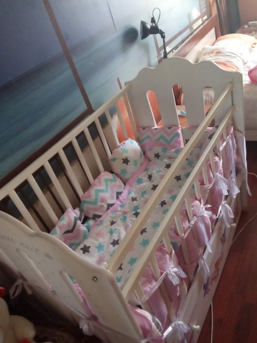 Продам манеж срочно