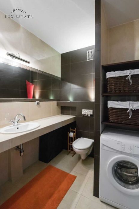 Продава се Двустаен апартамент в София, Гоце Делчев - 75 кв.м за 2507 €/кв.м - Снимка #3