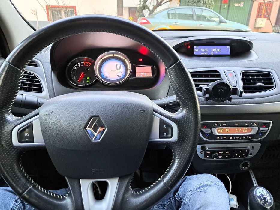 RENAULT Fluence 2013 — imagine 3