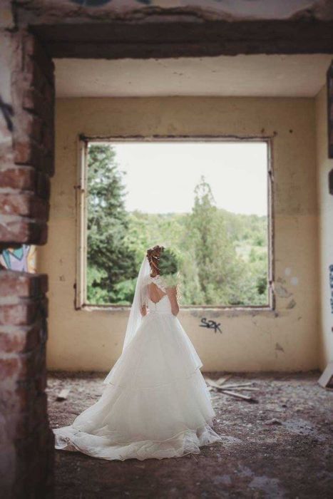 Маркова сватбена рокля