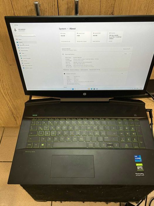 Лаптоп HP Pavilion 17 MD-17 GJRT