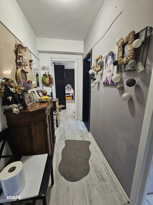 Garsoniera decomandata, 35 mp utili, zona Craiovita Noua