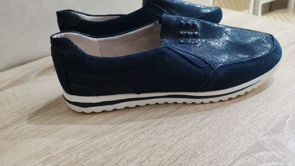 Продам макасины фирма "Baden"