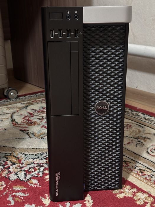 Настольный компьютер Dell