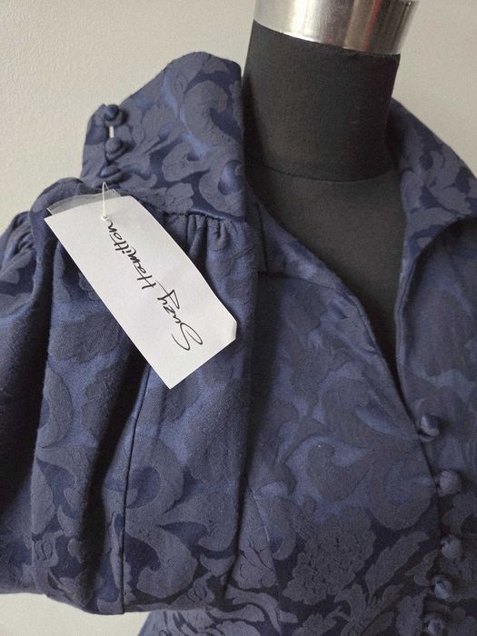 Nouă cu eticheta! Cămașa eleganta