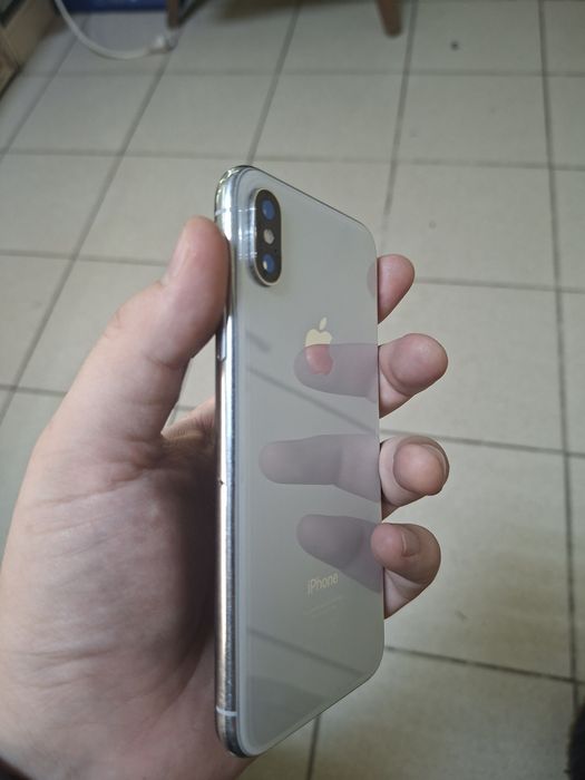 Продам айфон Х 64 гб