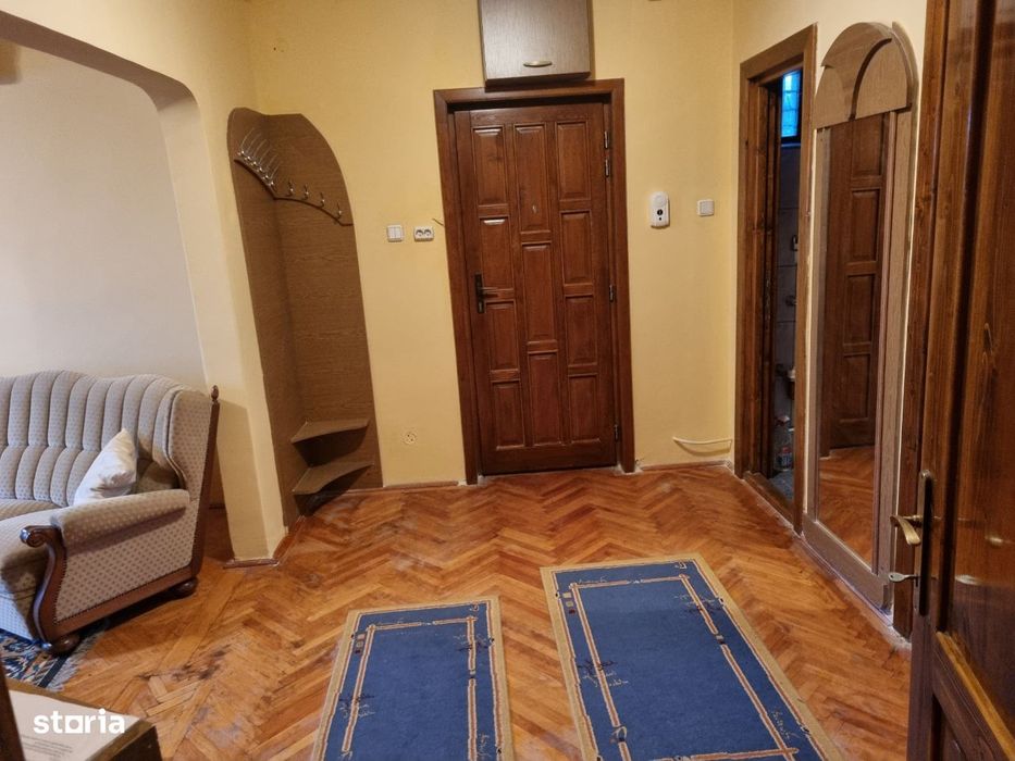 Apartament 3 camere dec.ultracentral,Deva-zona Ulpița