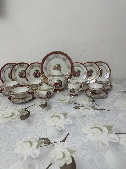 Чайный сервис мадонна