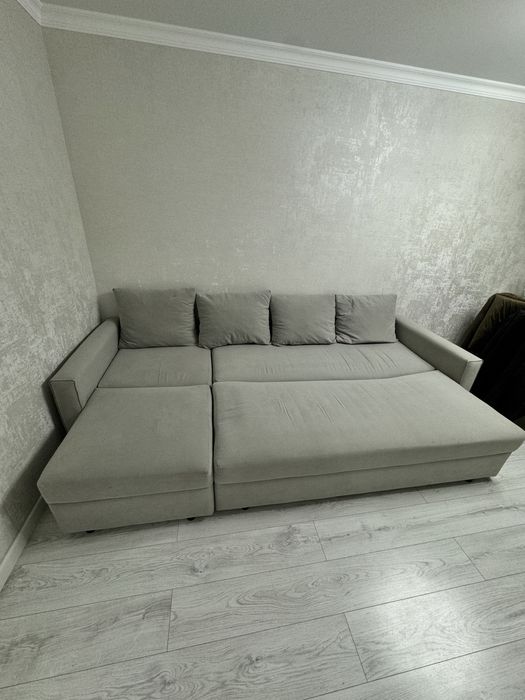 Диван угловой