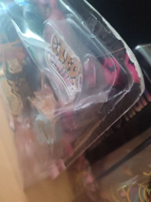 Клео нефера Дракулаура монстер хай