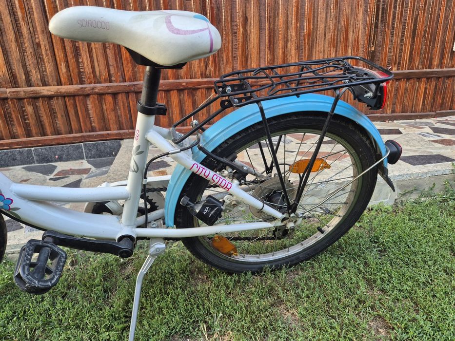 Vând bicicleta copii