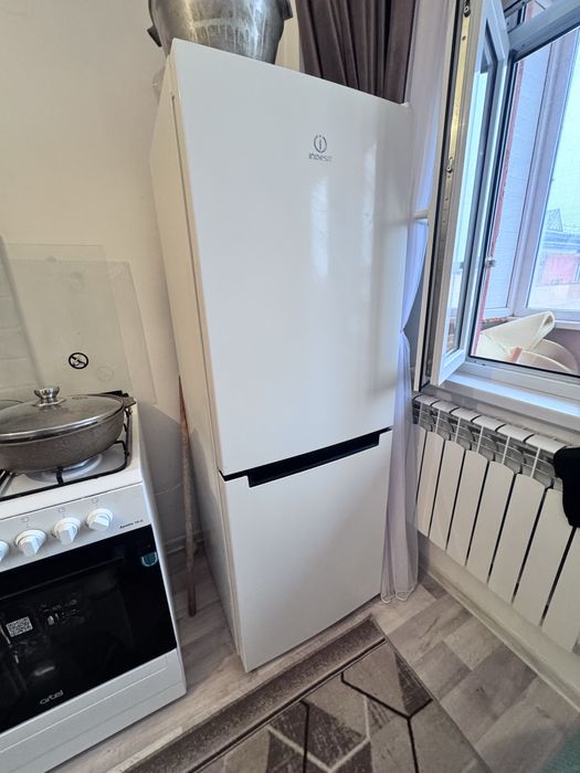 Продается холодильник