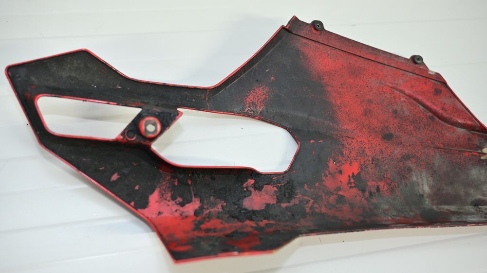 Ducati 848 1098 1198 Carena burta lateral inferioara stanga