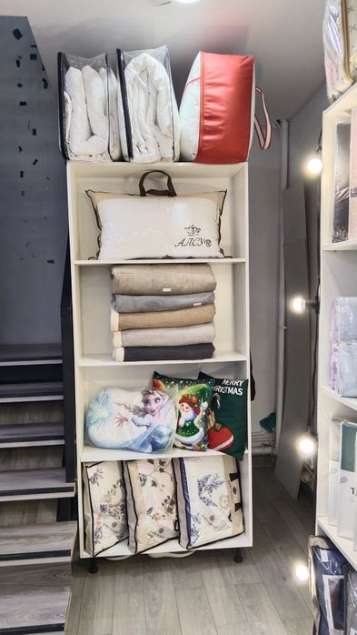 Срочно продам шкафы полки