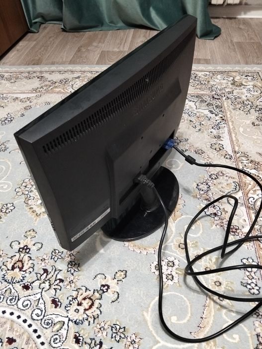 Продам монитор Samsung