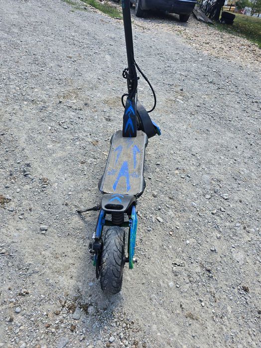 Trotineta electriec speedxman cyberbot