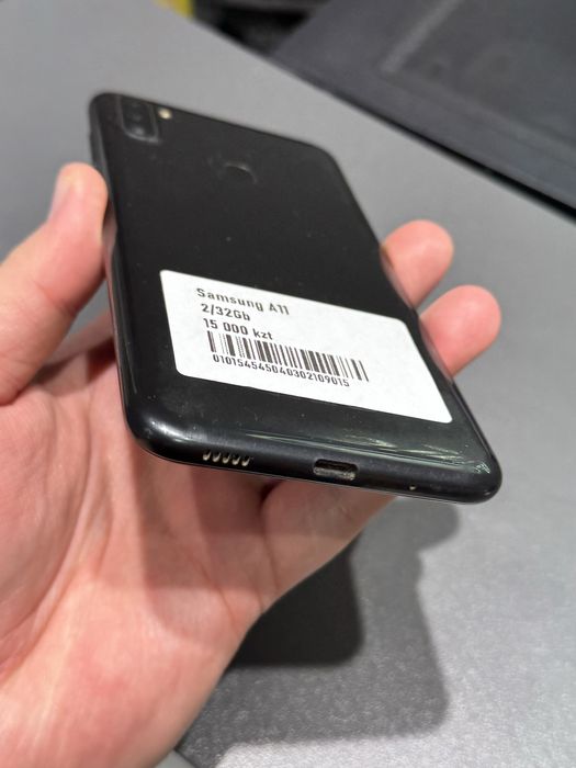 Samsung A11 32gb все работает