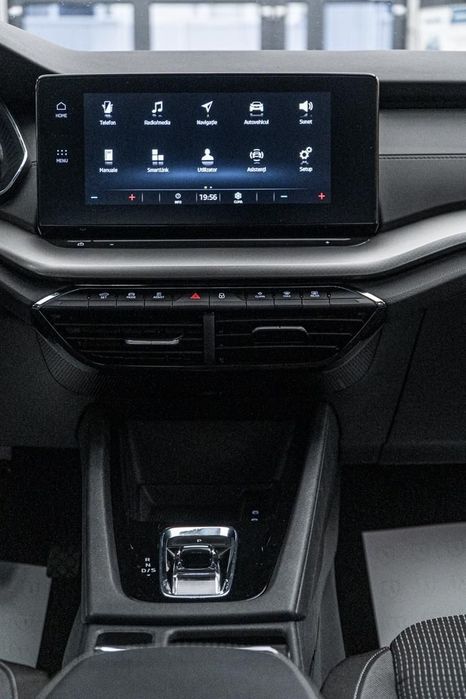 SKODA Octavia 2021 — imagine 4