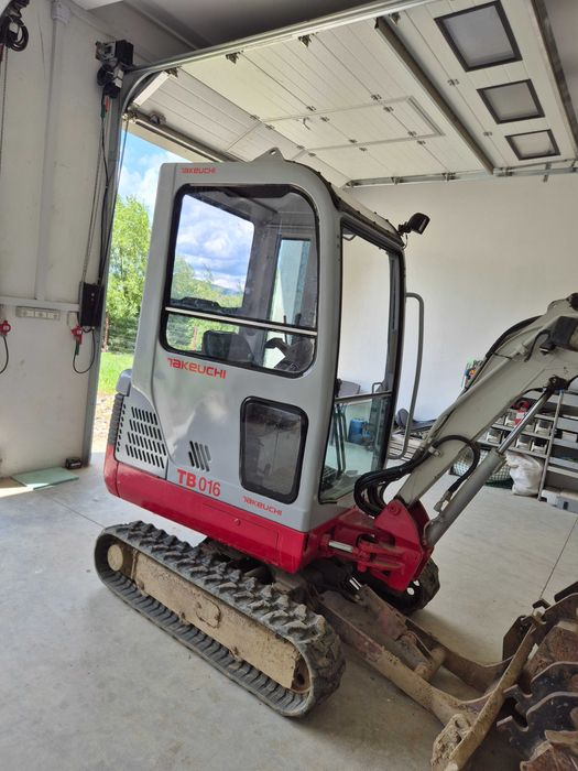 Mini excavator Tacheuki TB016