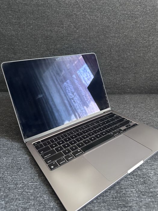 MacBook Pro m1 13" (2020) Срочно