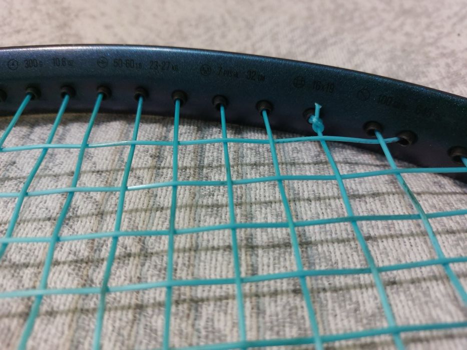 Wilson Ultra 100 v4 - 300гр. - грип 2