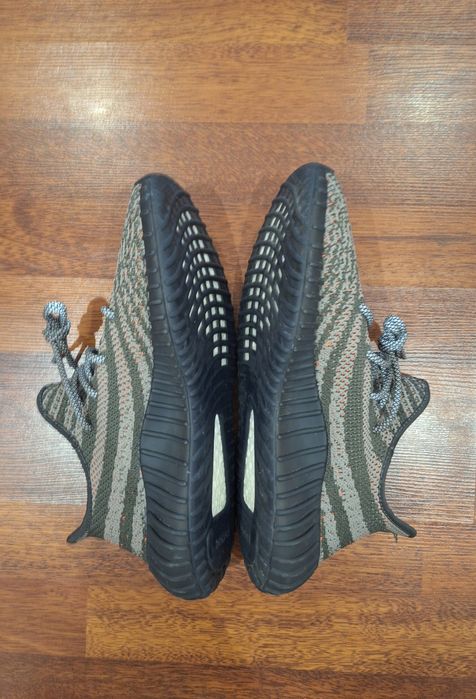 Yeezy 350 Beluga