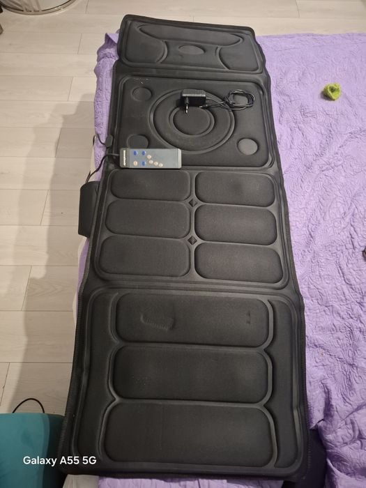 Saltea masaj InnovaGoods, cu 5 setări, 3 niveluri de intensitate si in