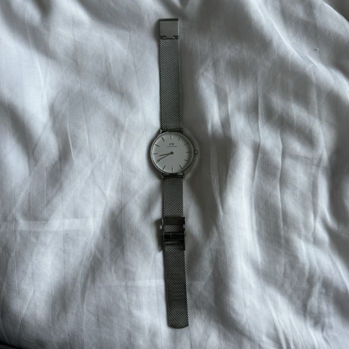 Часы Daniel Wellington (серебро)