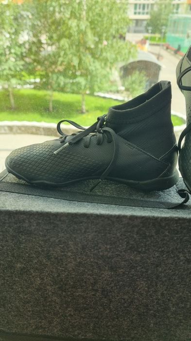 Футбольные сороконожки Adidas