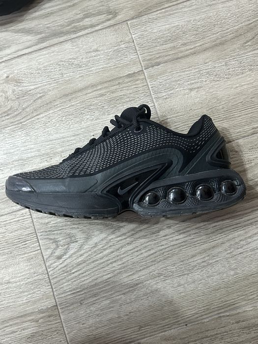 Nike DN marimea 40